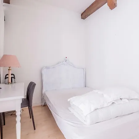 **central** A Spacious Studio For 2 Apartment Lyon